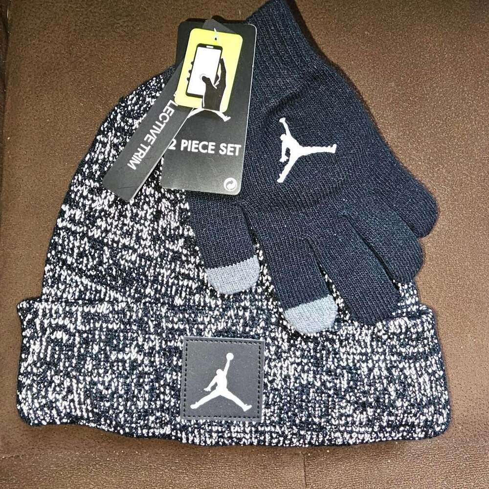 Jordan Boys' Black and White Hat